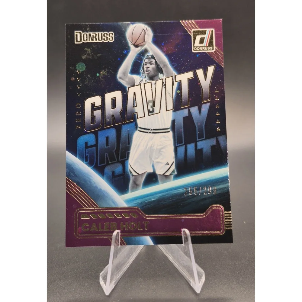 2025-26 Panini Donruss Caleb Holt #2 Zero Gravity Cosmic Purple /299 Wildcats